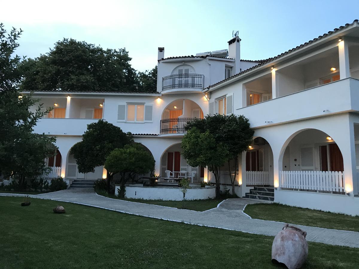 Villa Jeanna Troulos Exterior photo